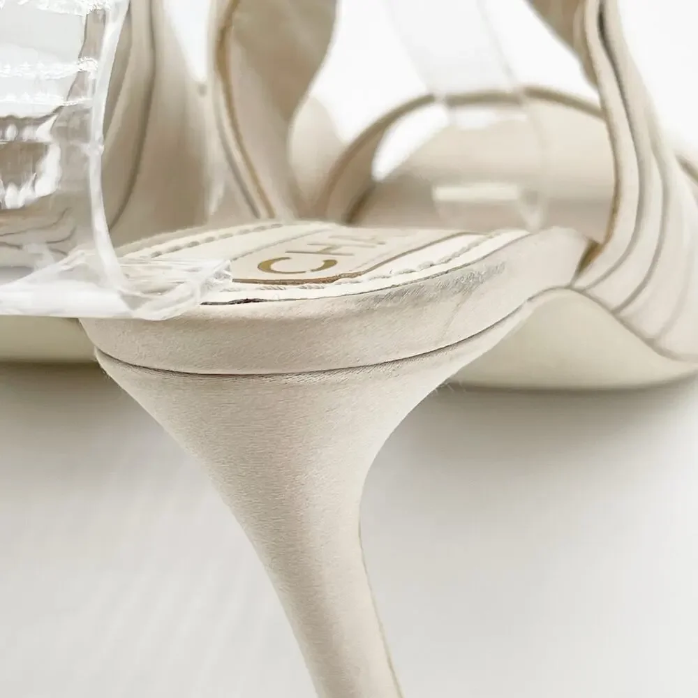 CHANEL 2023 beige
